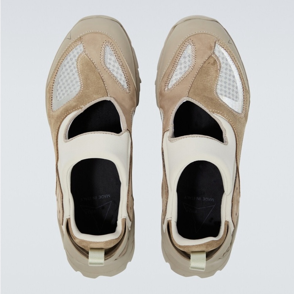 ROA Hiking Rozes Mary Jane Slip-on Sneakers